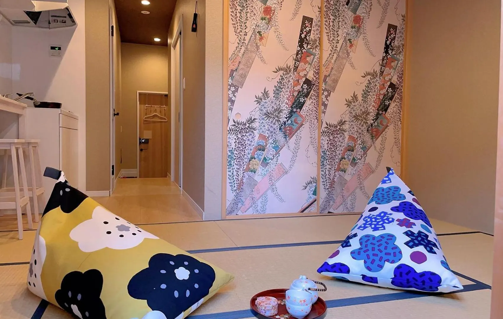 Suikakan Heianjingumae 酔花間 Kyoto 0*,  Japan