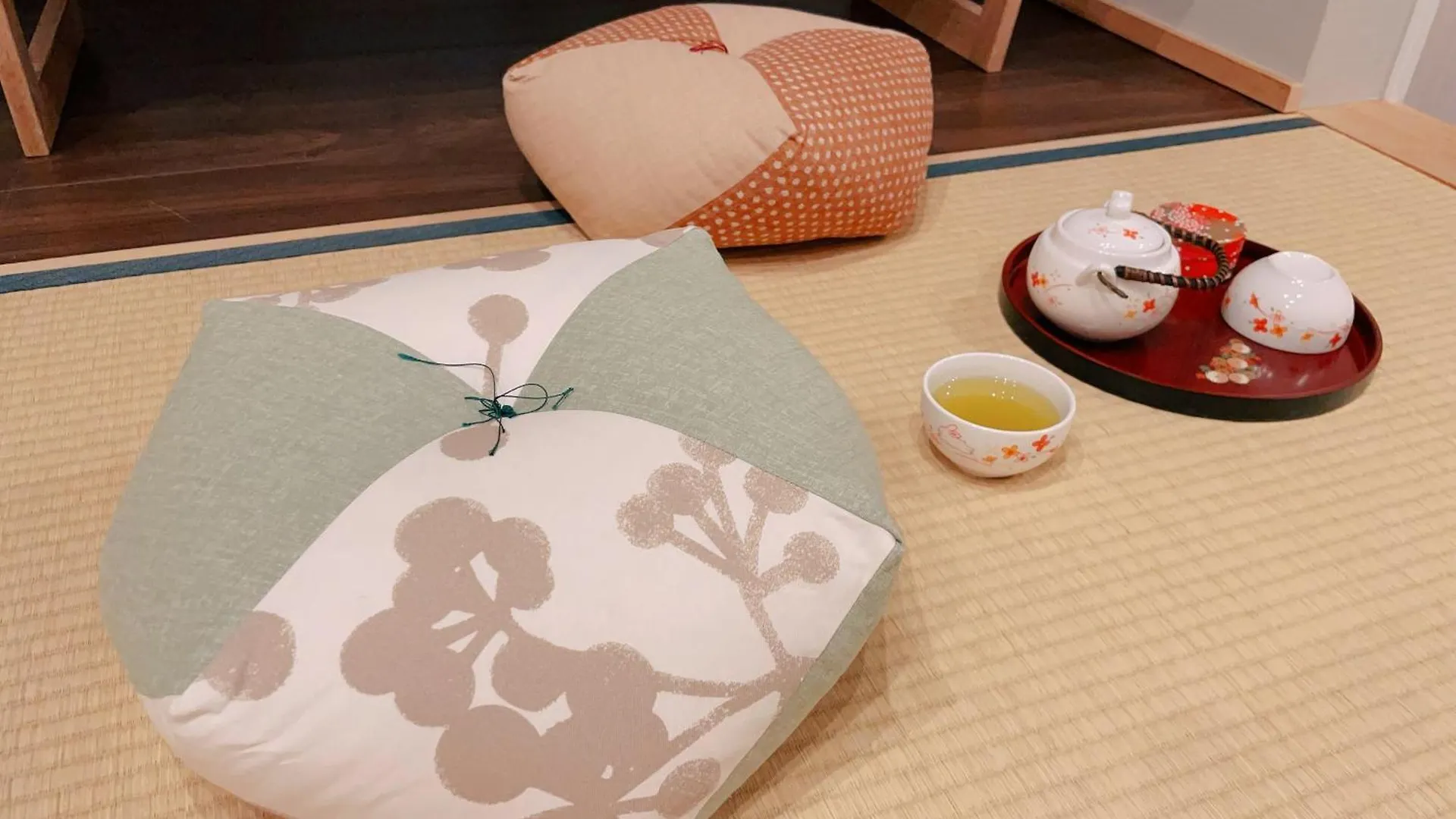 Suikakan Heianjingumae 酔花間 Kyoto 0*,  Japan
